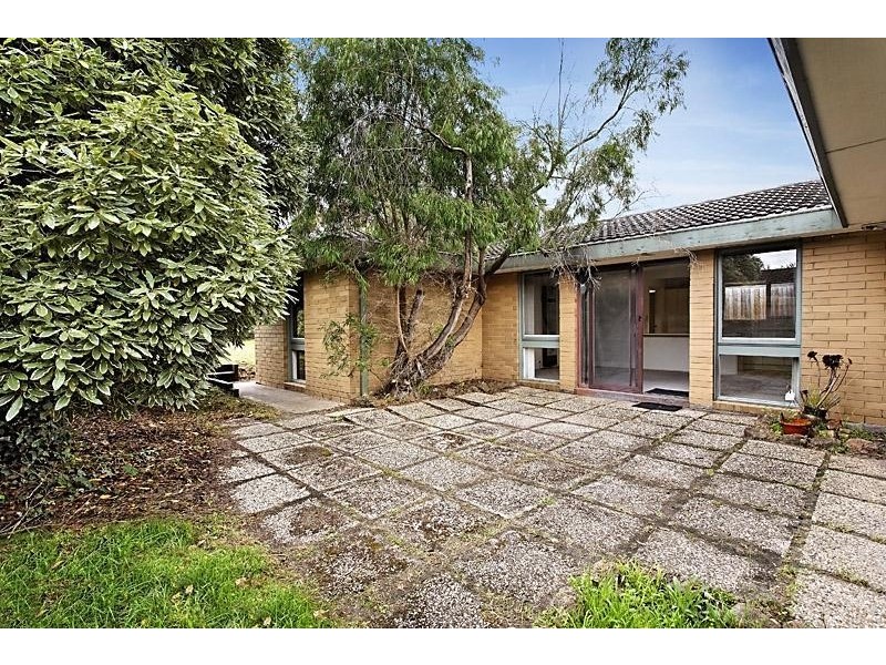15 Centre Dandenong Road, Dingley Village VIC 3172