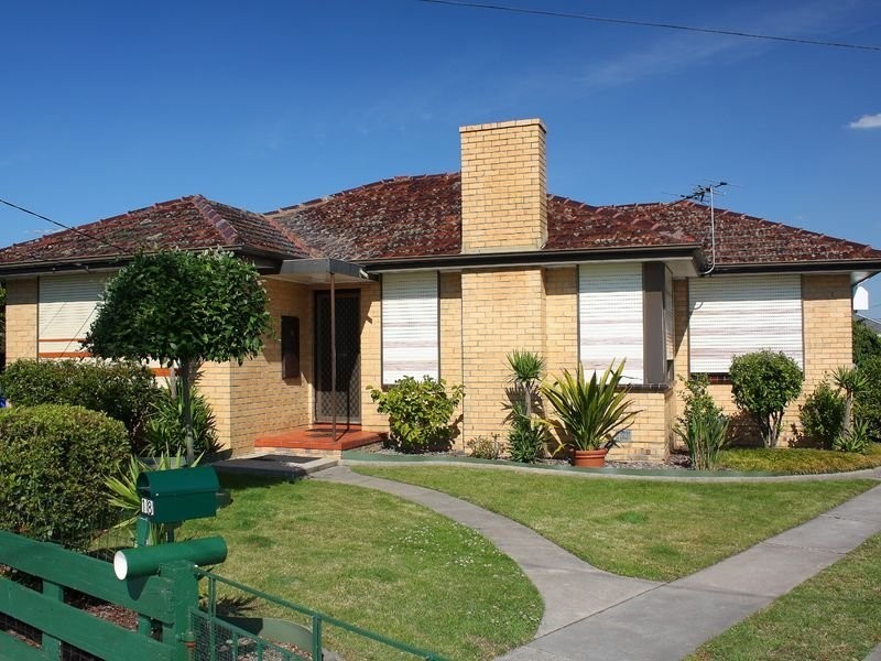 18 Jonathan Court, Noble Park VIC 3174