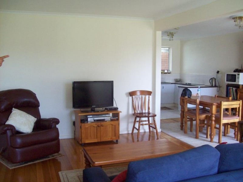 4 Tadstan Court, Clayton South VIC 3169