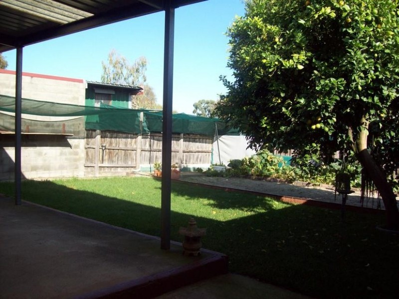 4 Tadstan Court, Clayton South VIC 3169