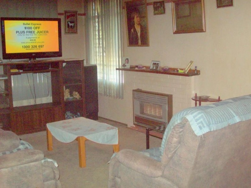 7 Lexton Ave, Dandenong VIC 3175