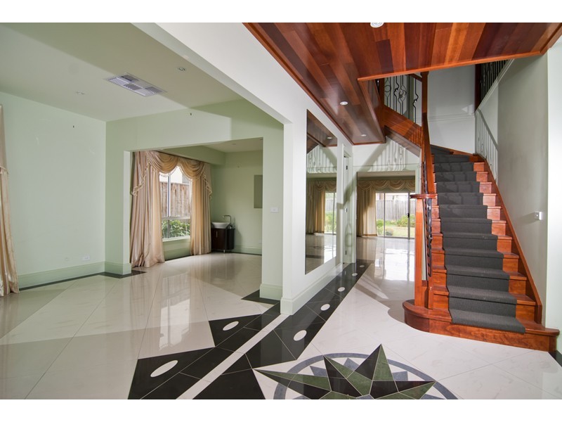 17 Stanford Ave, Keysborough VIC 3173