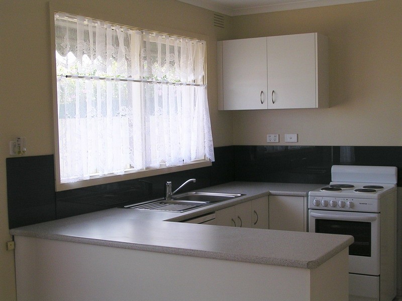 24 College Crescent, Keysborough VIC 3173