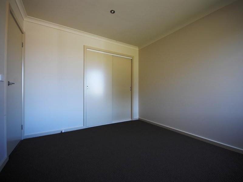 1/4 Allwen Court, Clayton South VIC 3169