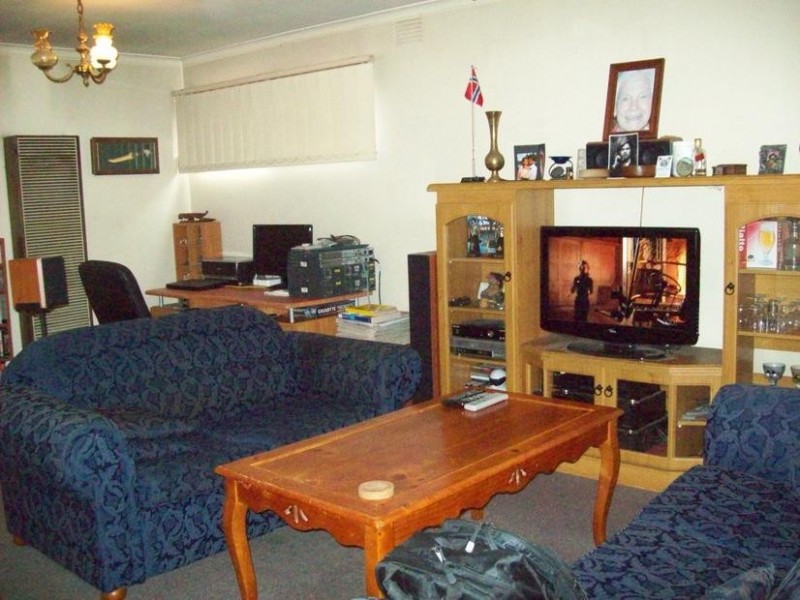 2/10 Fairbank Road, Clayton South VIC 3169