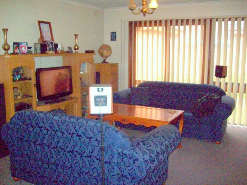 2/10 Fairbank Road, Clayton South VIC 3169