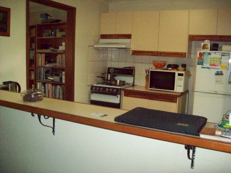 2/10 Fairbank Road, Clayton South VIC 3169