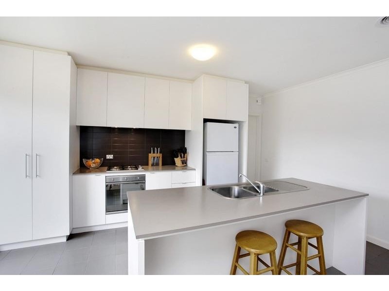 2 Rokeby Place, Mulgrave VIC 3170