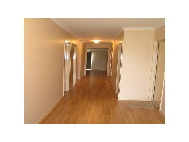 21 Trina Court, Keysborough VIC 3173