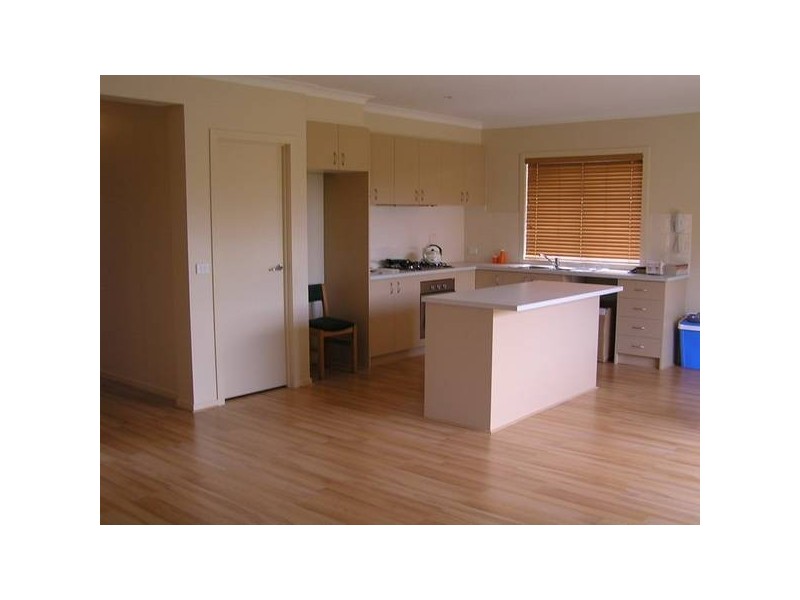 21 Trina Court, Keysborough VIC 3173