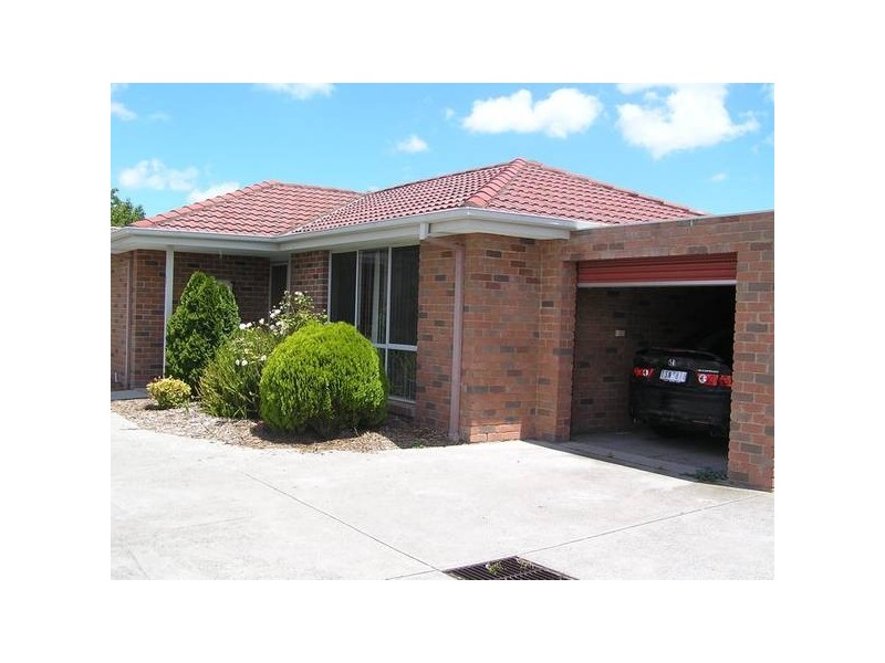 2/31 Hillcrest Grove, Springvale VIC 3171