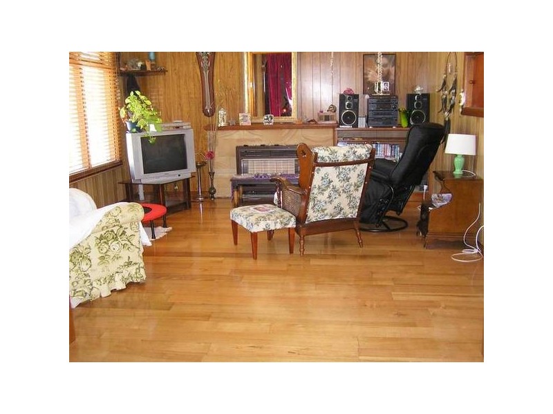 4 Dawn Ave, Dandenong South VIC 3175