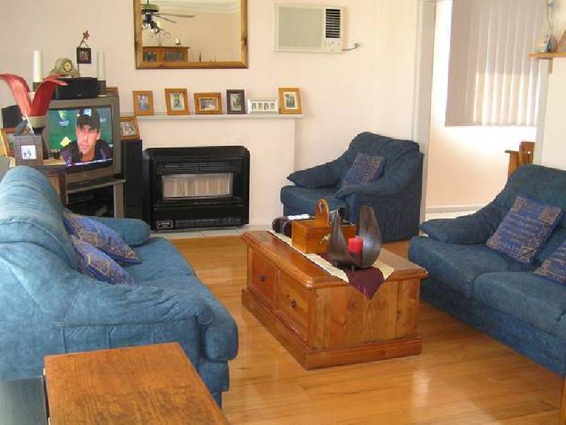 34 Woodward St, Springvale VIC 3171