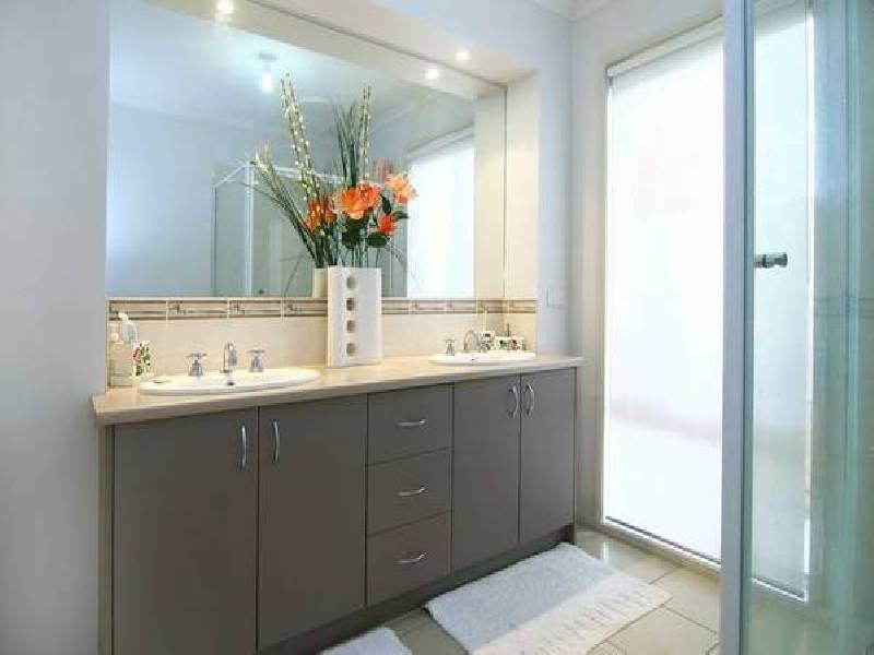 9 Rowan Road, Springvale South VIC 3172