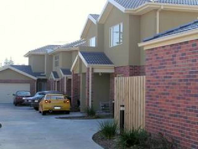 4/63 Potter St, Dandenong VIC 3175