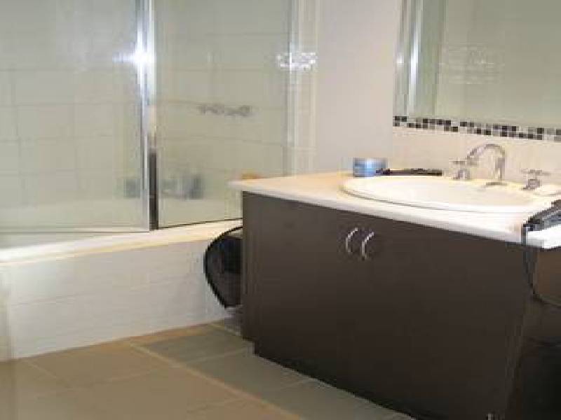 4/63 Potter St, Dandenong VIC 3175