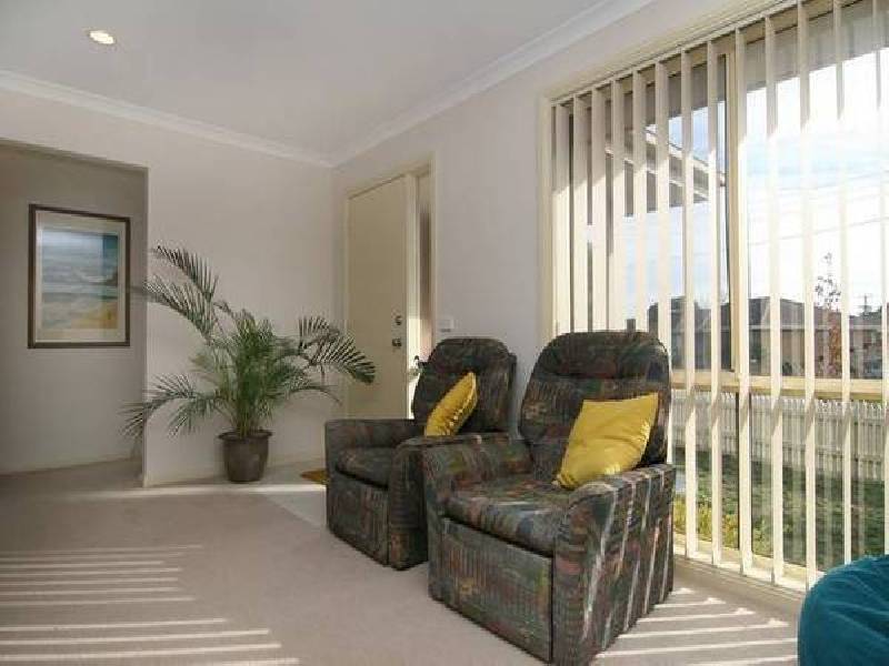 Ellt Cres, Noble Park VIC 3174