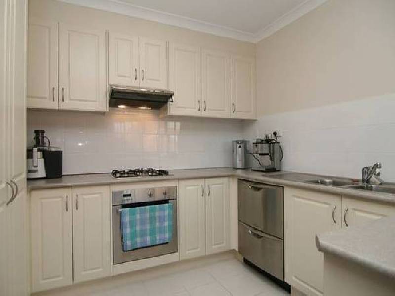 Ellt Cres, Noble Park VIC 3174