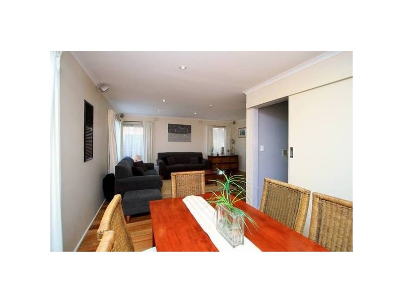 Piccadilly Cres, Keysborough VIC 3173