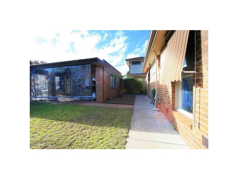 Piccadilly Cres, Keysborough VIC 3173