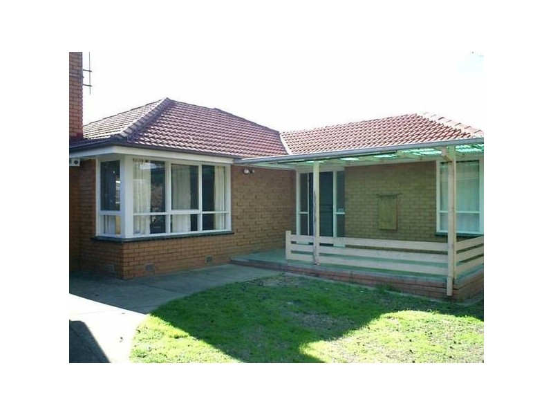 33 Parkmore Road, Keysborough VIC 3173