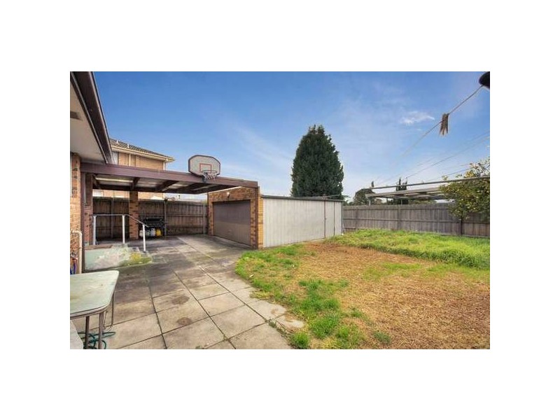 305 Corrigan Road, Keysborough VIC 3173