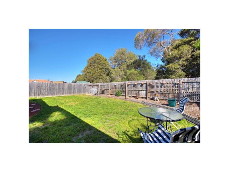 54 Kingsclere Avenue, Keysborough VIC 3173
