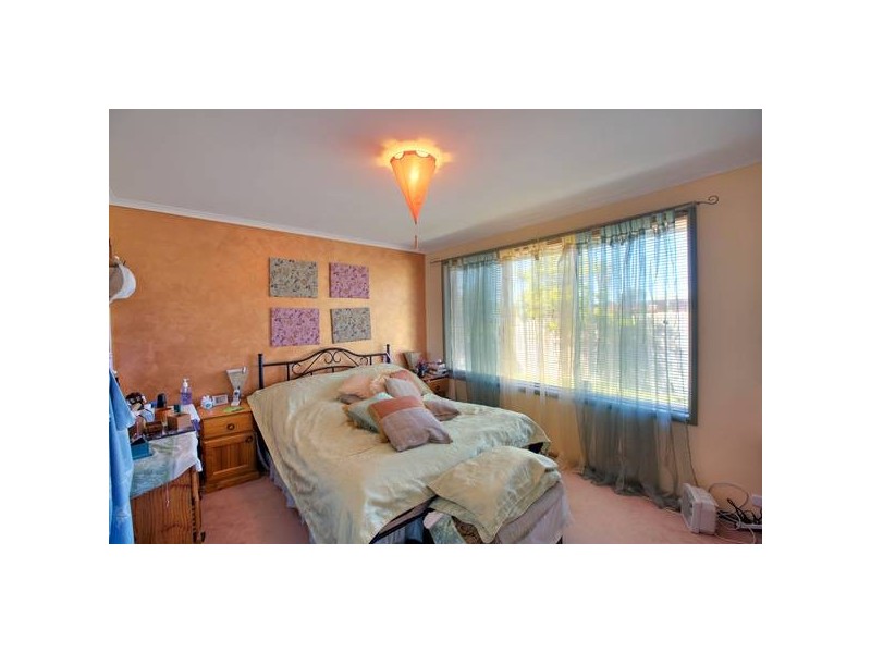 54 Kingsclere Avenue, Keysborough VIC 3173