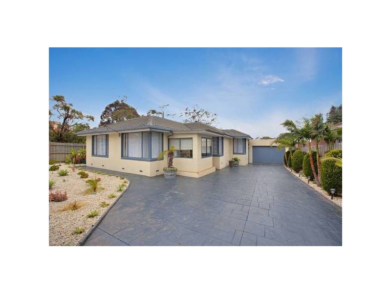 6 Wyuna Drive, Noble Park VIC 3174