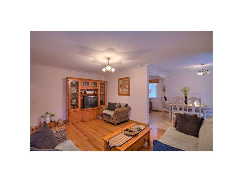 6 Wyuna Drive, Noble Park VIC 3174