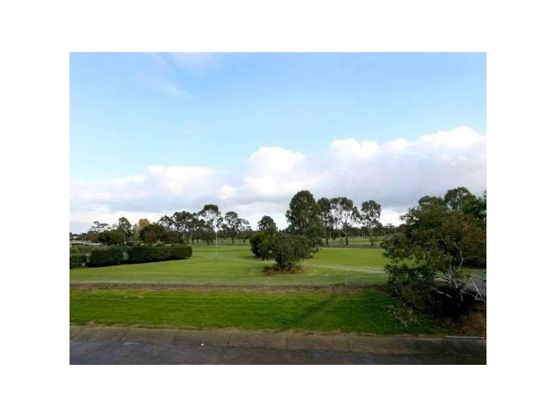 1/8 Cypress Court, Noble Park VIC 3174