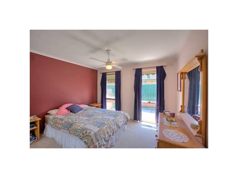 7 Brett Drive, Keysborough VIC 3173