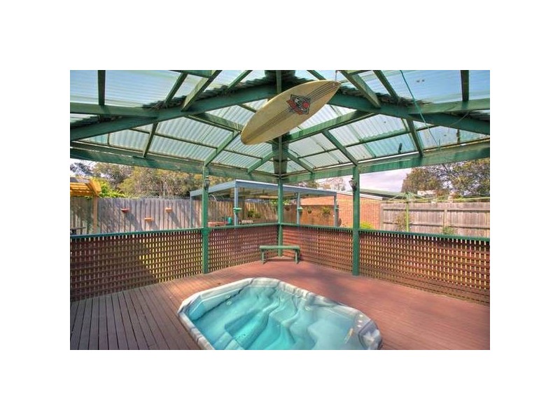 7 Brett Drive, Keysborough VIC 3173