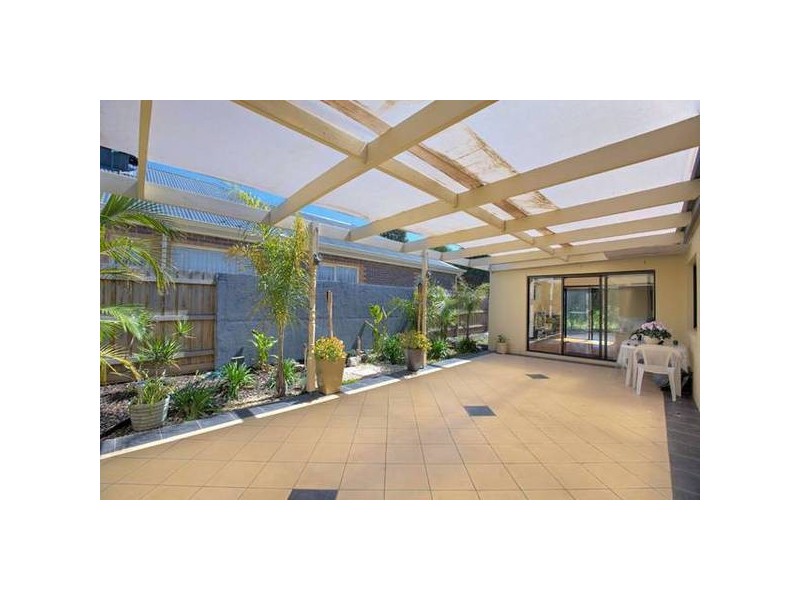 25 Princeton Drive, Keysborough VIC 3173