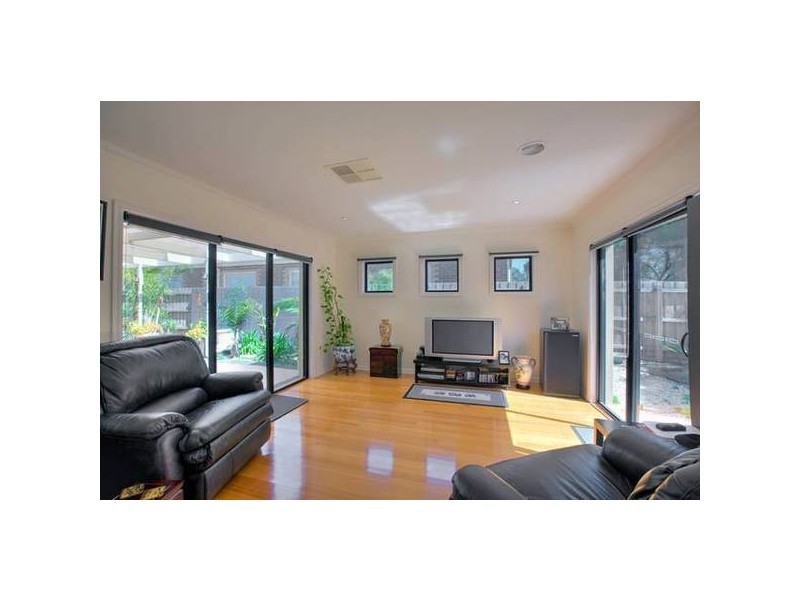 25 Princeton Drive, Keysborough VIC 3173