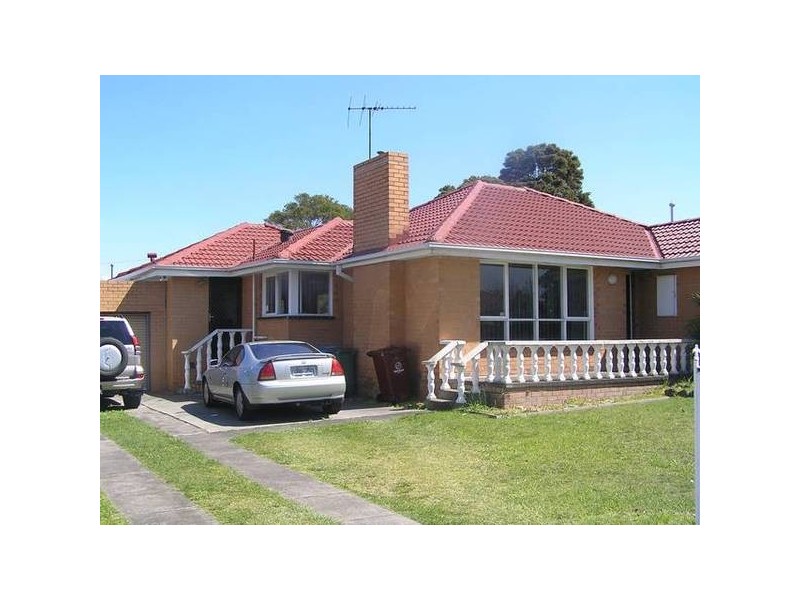 6 Pike Court, Noble Park VIC 3174