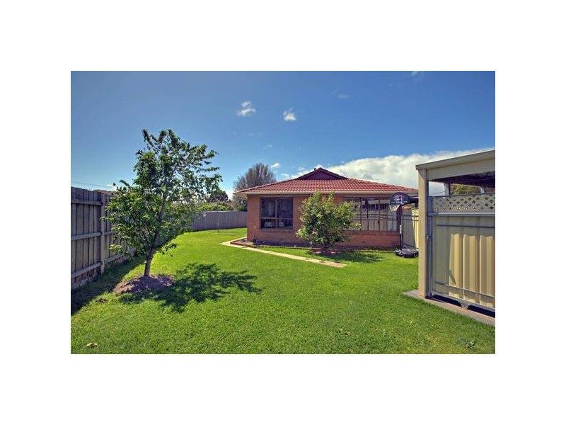 6 Gilbert Court, Keysborough VIC 3173