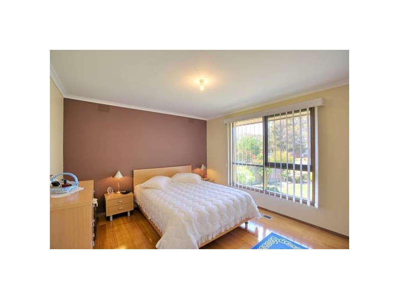 6 Gilbert Court, Keysborough VIC 3173