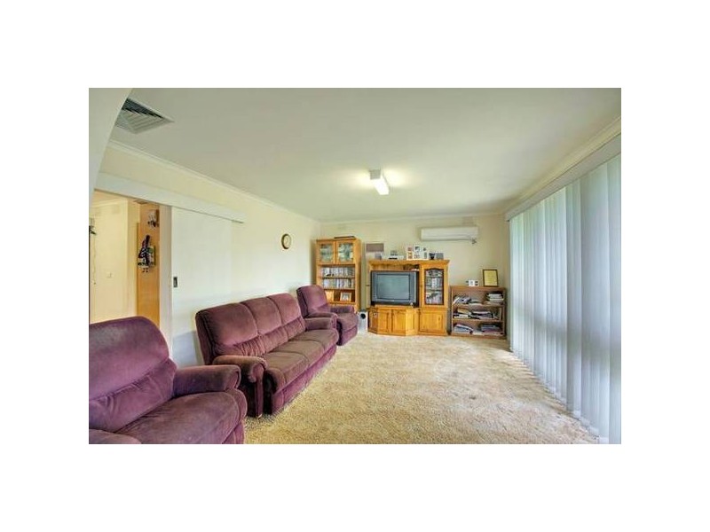 16 Alderney Road, Springvale South VIC 3172