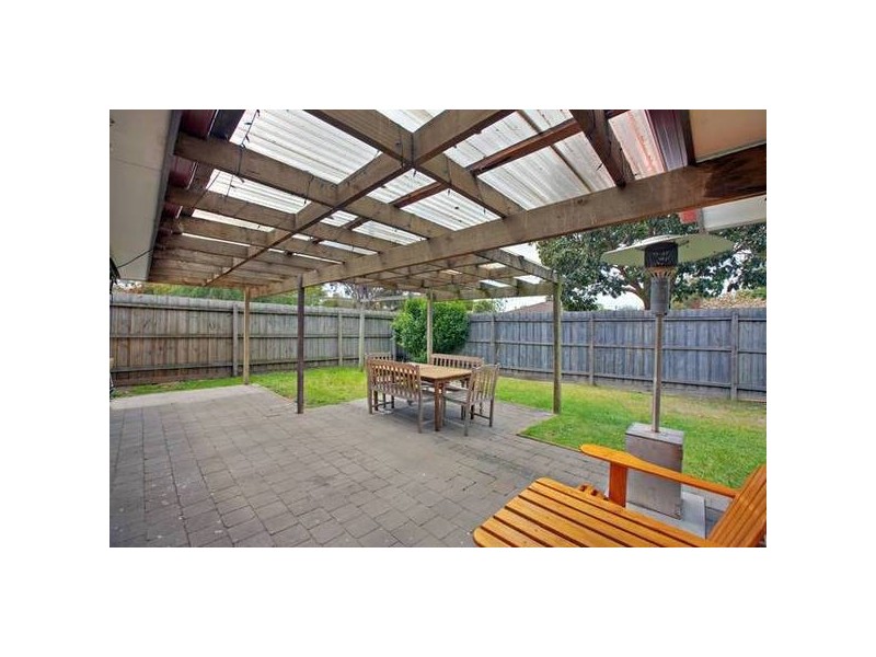 16 Alderney Road, Springvale South VIC 3172