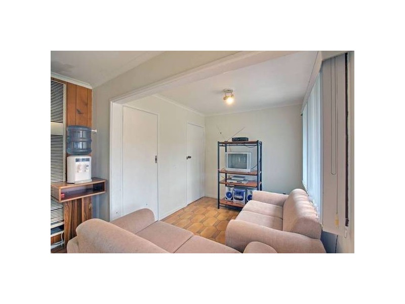 16 Alderney Road, Springvale South VIC 3172