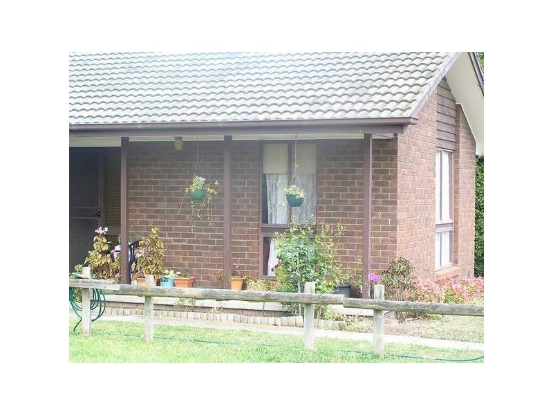 1 & 2/6 Galos Place, Noble Park North VIC 3174