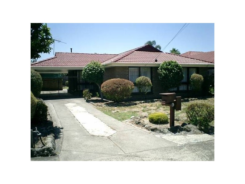 25 Elisabeth Avenue, Springvale South VIC 3172