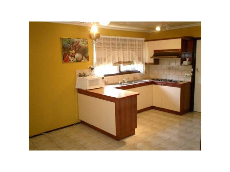 25 Elisabeth Avenue, Springvale South VIC 3172