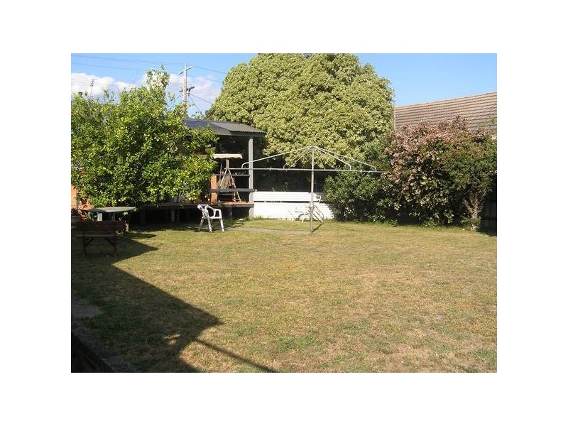 64 Kelvinside Road, Noble Park VIC 3174