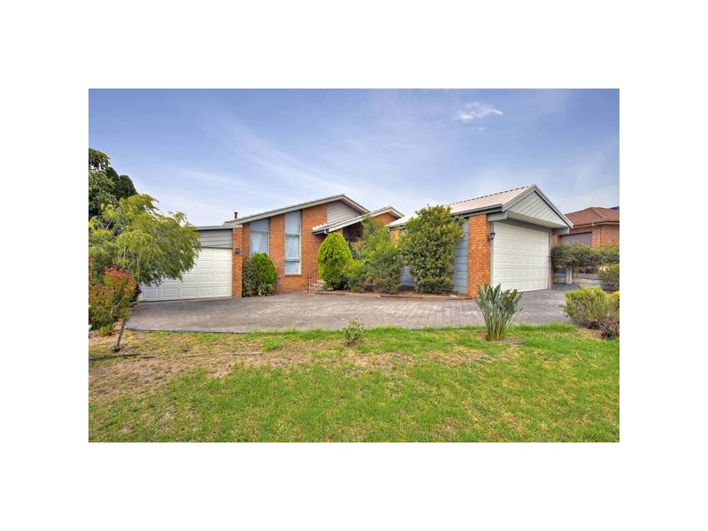 4 Sargood Court, Endeavour Hills VIC 3802