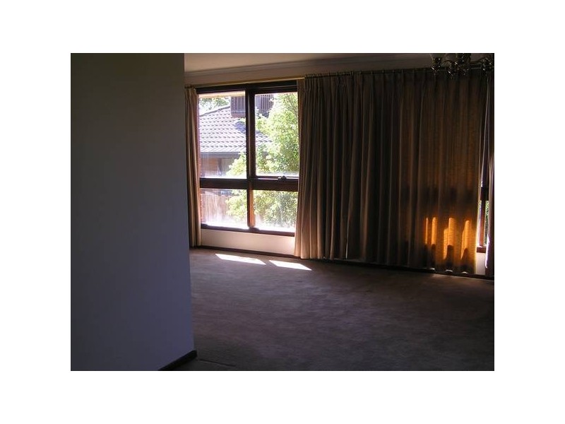 14 Stradbroke Court, Noble Park North VIC 3174