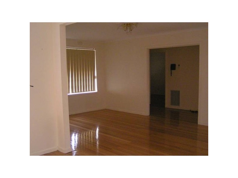 4 Tadstan Court, Clayton South VIC 3169