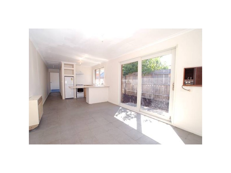 1&2/1 Coomoora Road, Springvale South VIC 3172