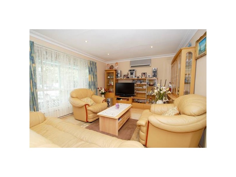 17 Gayle Court, Clayton South VIC 3169